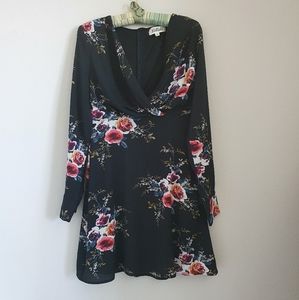 Listicle Floral Mini Dress EUC